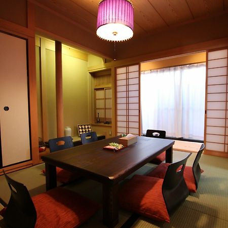 Nagomiya Kyoto Kamishichiken 和み家 京都 上七軒 Ngoại thất bức ảnh